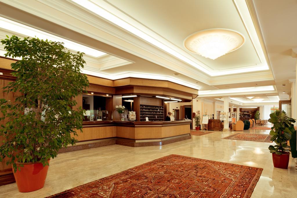 Hotel Terme Antoniano Монтегрото Терме Екстериор снимка