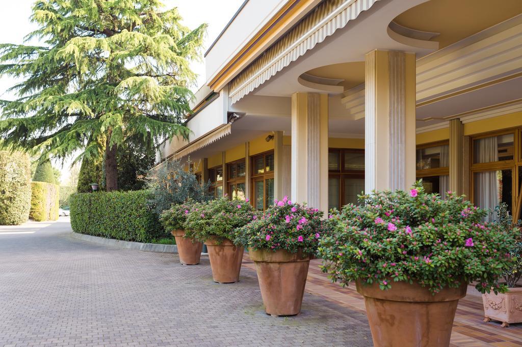 Hotel Terme Antoniano Монтегрото Терме Екстериор снимка