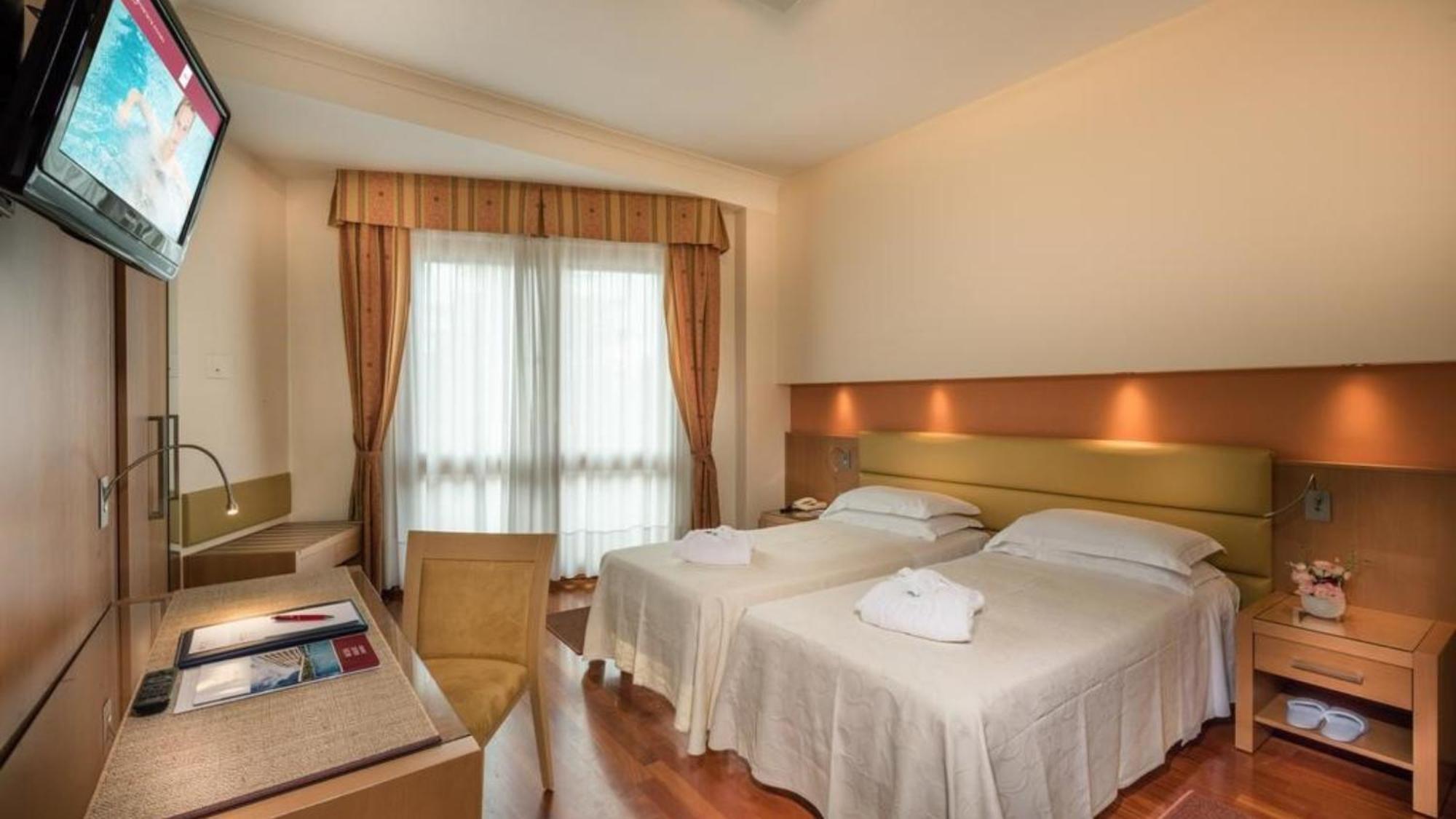 Hotel Terme Antoniano Монтегрото Терме Екстериор снимка