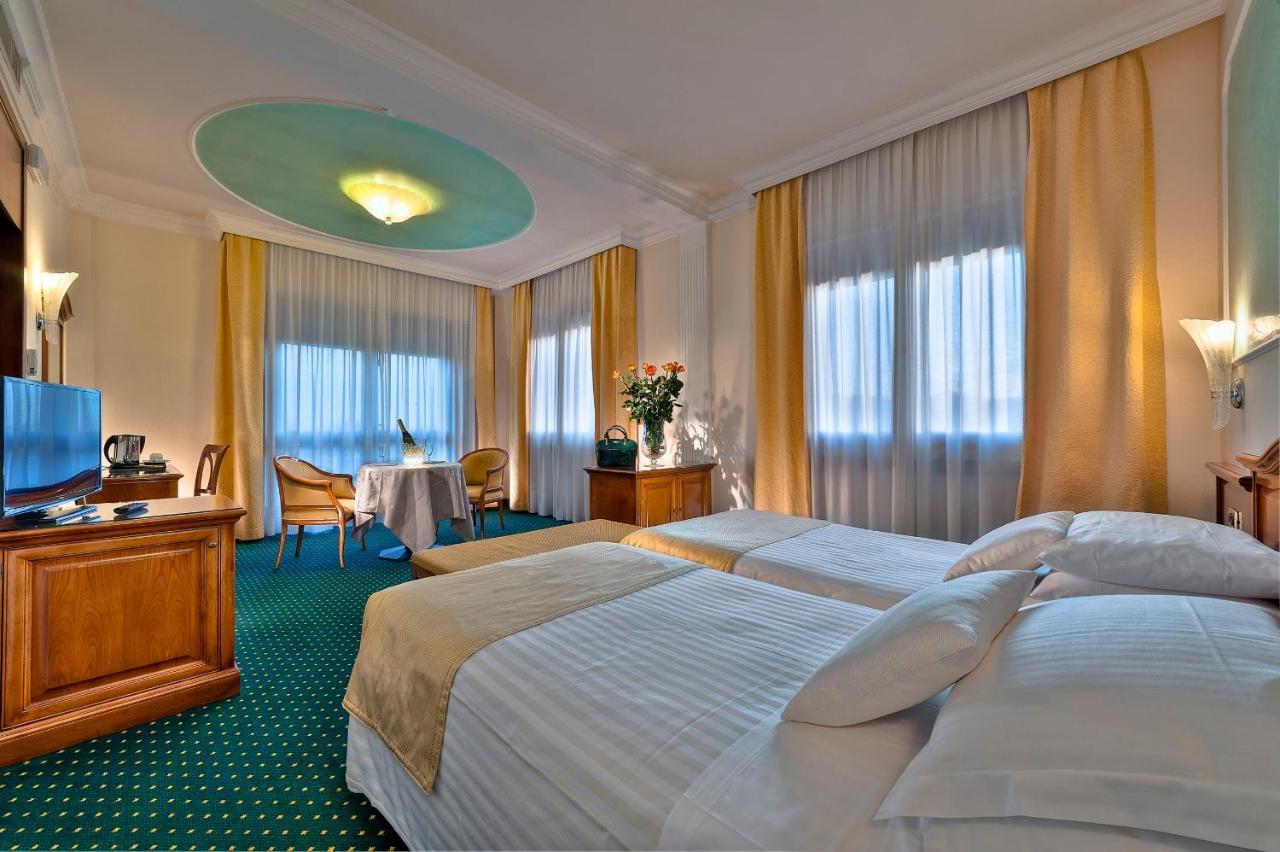 Hotel Terme Antoniano Монтегрото Терме Екстериор снимка